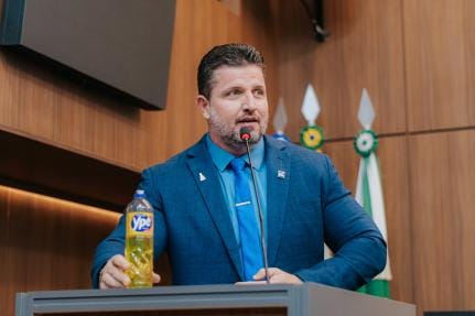 MP apura uso de tribuna da Câmara por vereador em defesa de marca de limpeza