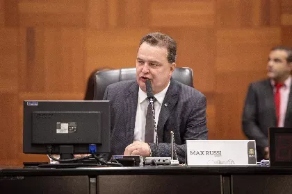 Deputado Max Russi critica gestão do Pará e anuncia ação no STF por área de 22 mil km²